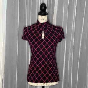 Express Women’s keyhole mockneck short sleeve